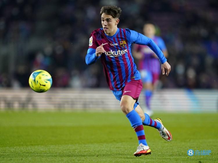 加维谈续约:今天是我从小就梦想着的一刻,希望在巴萨取得成功