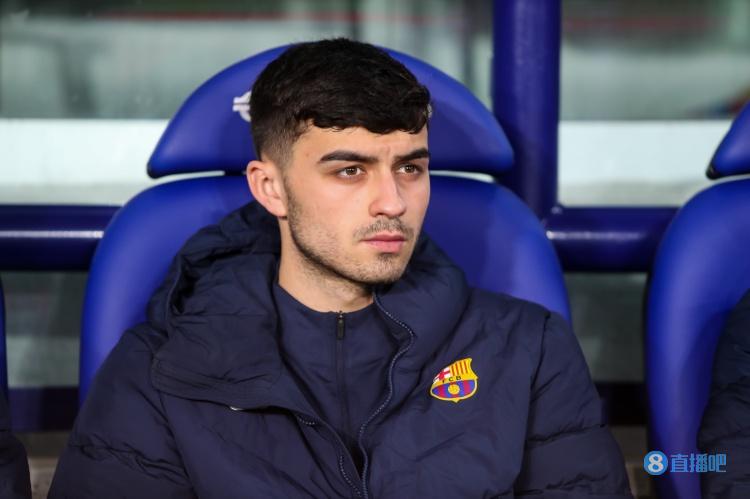 佩德里谈巴萨新援:莱万就是进球的代言人 拉菲尼亚很让我吃惊