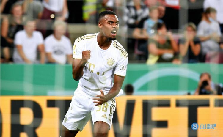 德媒:赫拉芬贝赫不满出场少 滕哈赫曾认为他到曼联能立即首发