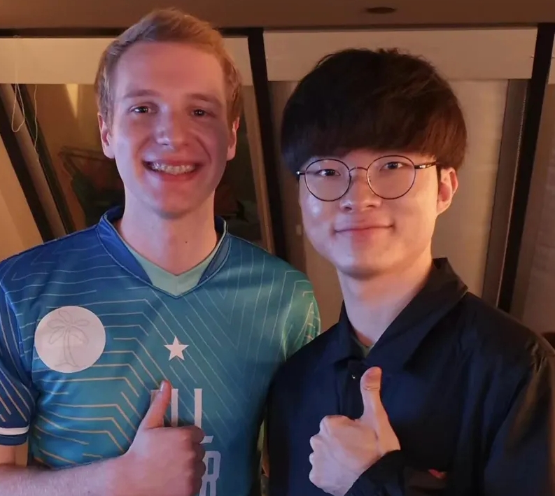 Jankos:Faker刚才跟我说Hi,这是我每次国际大赛唯一的高光