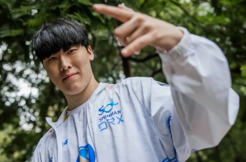 Zeka：EDG很出色但我们更出色！八强发挥出了80%的竞技水平