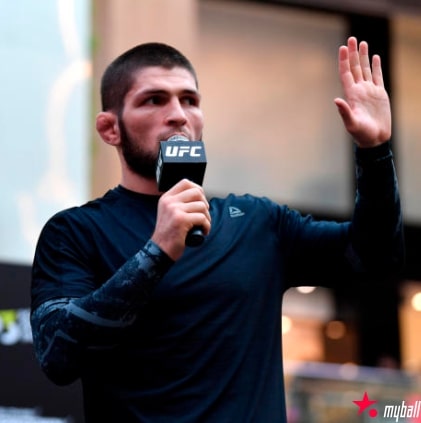 迈博体育 Magomed Ankalaev 在他的 UFC 首秀还剩一秒时屈服