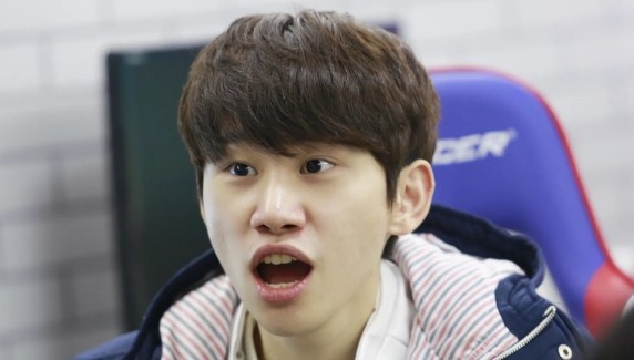 Doinb：打排位开直播是我现在工作，以前两份现在一份