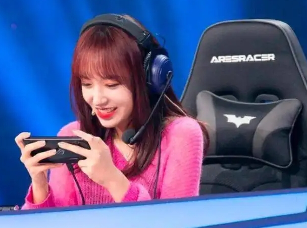 夜谈会：如果一辈子只能玩一款游戏 你会选择玩什么？