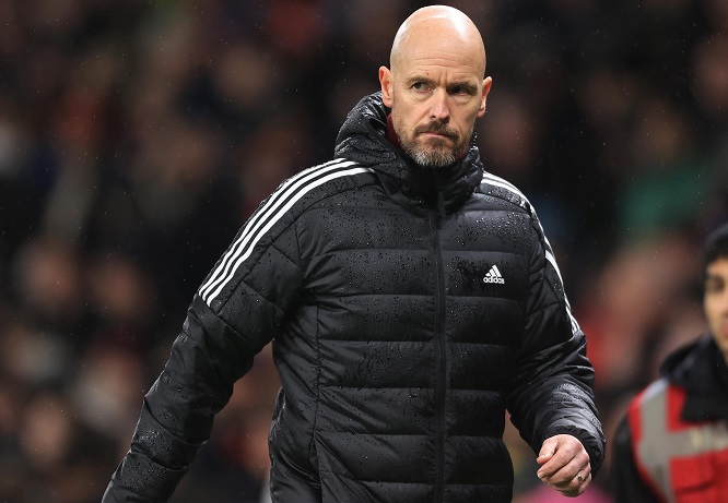 大发体育-滕哈赫:卡罗尔在比赛中的那几次铲球,都算不上是足球动作,大发助力你的致富之路!