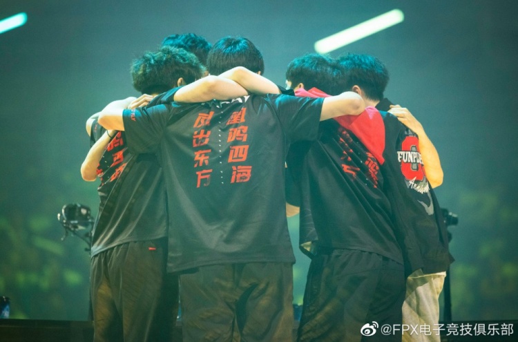 FPX更博告别无畏契约季前邀请赛:我们会积极解决,努力提升