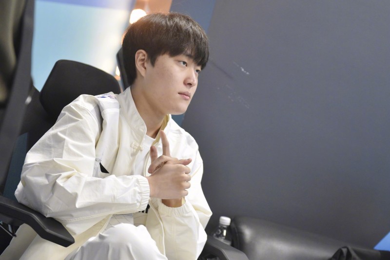 只会带一血节奏!Gideon两局比赛Gank拿下一血后反向节奏带崩iG