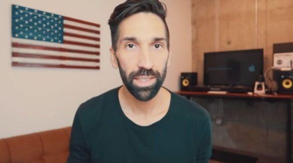 【EV扑克】话题 | 翻牌前弃掉KK,职业选手是如何知道对手有AA的?