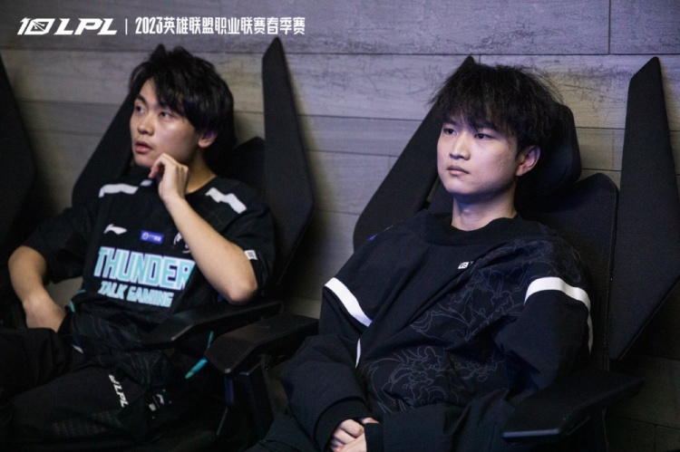 PTT网友讨论TT官方声明:连T1都要乖乖配合 你TT在大声什么