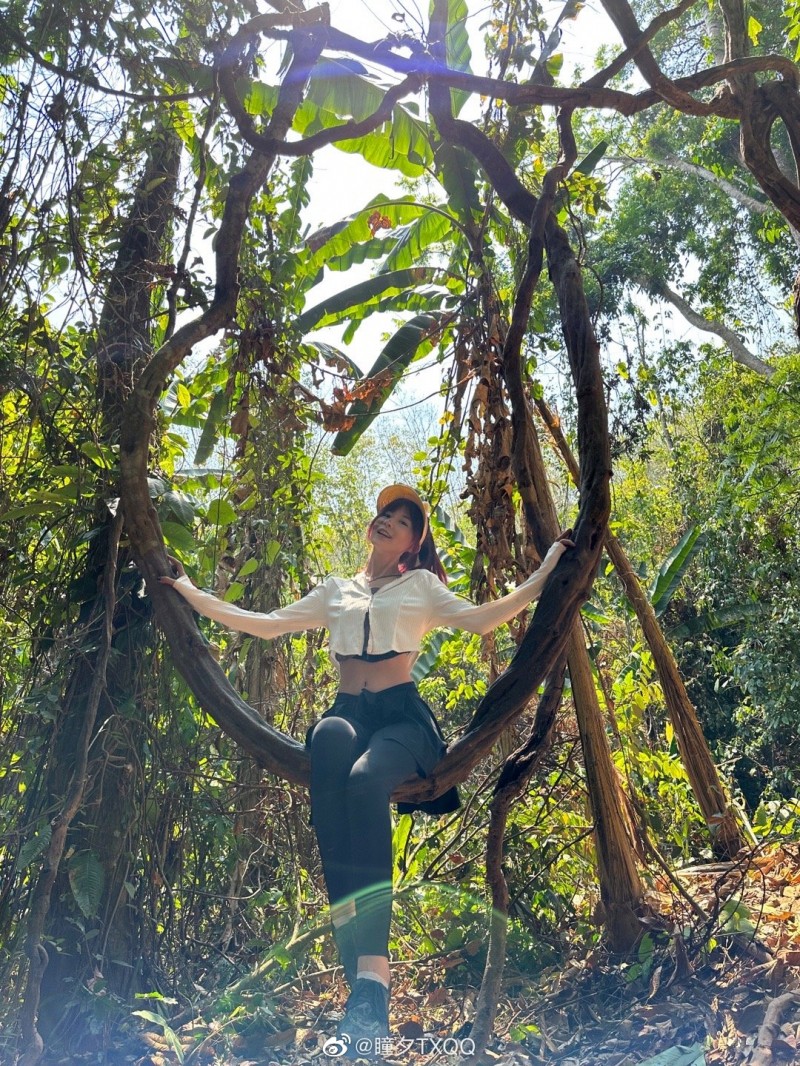 解说瞳夕晒照：徒步一下当了一把野人~