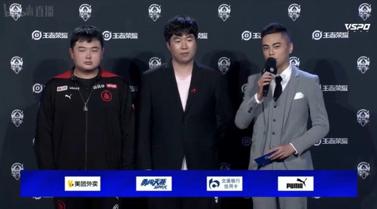 AG赛后采访:今天进攻野区有失误 会尽力把进攻细节做好