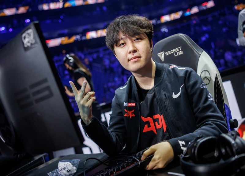 韩网热议Kanavi想交手LCK:确实版本第一打野,要不亚运会就选他