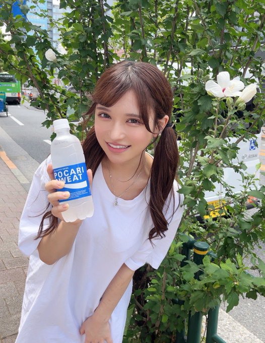 佐藤汐(佐藤しお)出道作品番号及封面,佐藤汐个人简介