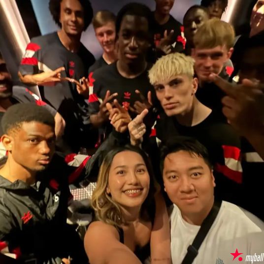 迈博体育 曝加纳乔与曼联彻底闹翻，首选转会切尔西