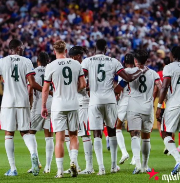 迈博体育:切尔西2分钟2球3-0以小组第2出线