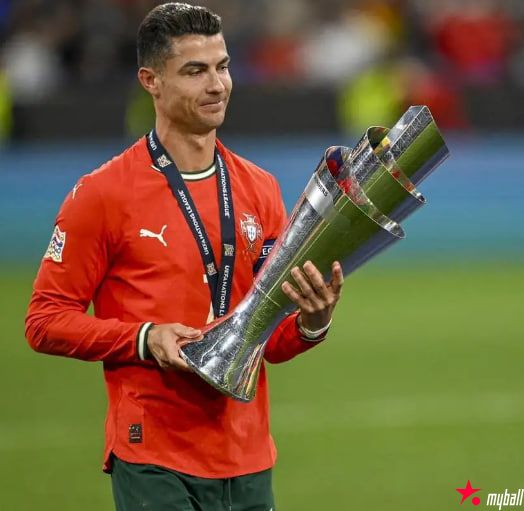 迈博体育 38岁球员身价榜:梅西、C罗包揽前二,莫德里奇