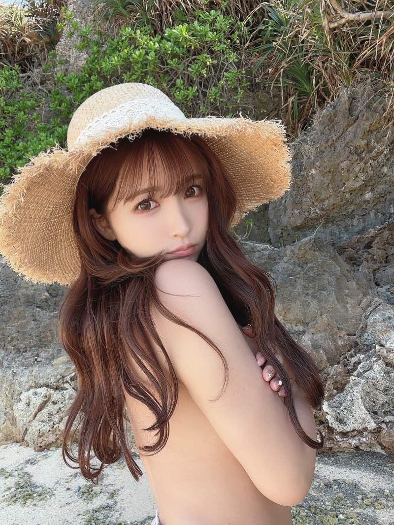 三上悠亜(三上悠亚)AV引退的最重要理由以及影响最深的人是?