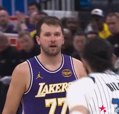 大发体育-东契奇和比塔泽互喷吃T 下场将被停赛,大发助力你的致富之路!