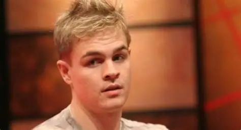 【EV扑克】河牌弃掉第二坚果同花：Andrew Robl这一手，到底是神级操作还是“标准操作”？