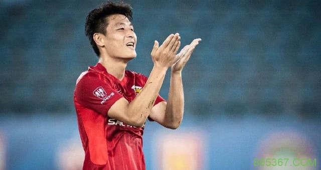 国家队友谊赛回顾：青春风暴来袭，年轻球员用表现点亮未来