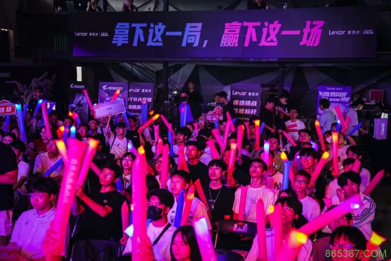 电竞比赛中的临场调整信号解析:从战术变化到心理博弈