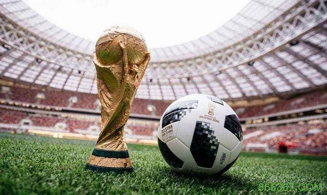 大发体育现代足球防守观察:从“人盯人”到“网格化”,进球为何越来越难?